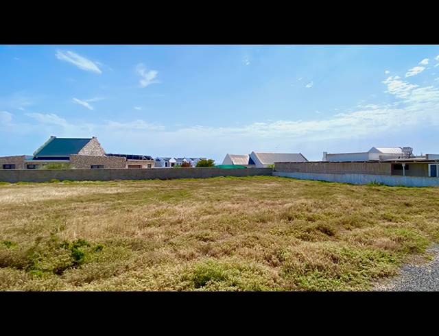 1,030M² VACANT LAND FOR SALE IN DUYKER EILAND